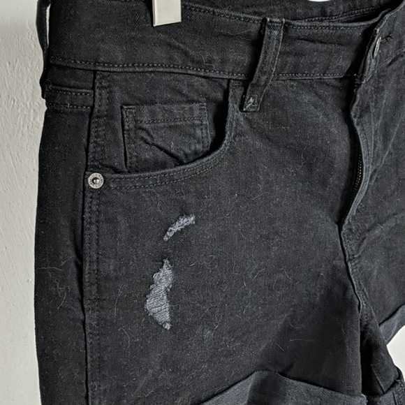NWOT Old Navy Boyfriend Shorts - Picture 4 of 6